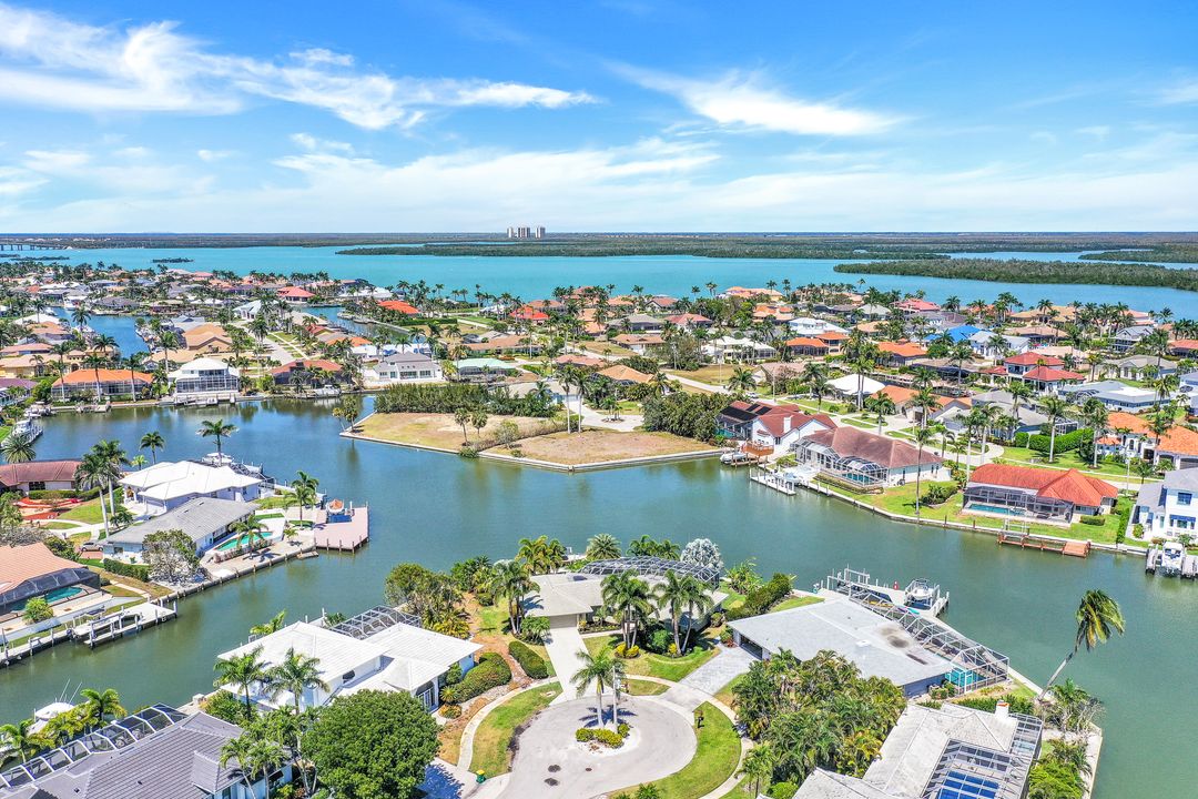 1894 Woodbine Ct, Marco Island, FL 34145