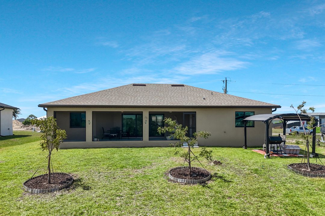 2519 NE 5th Pl, Cape Coral, FL 33909