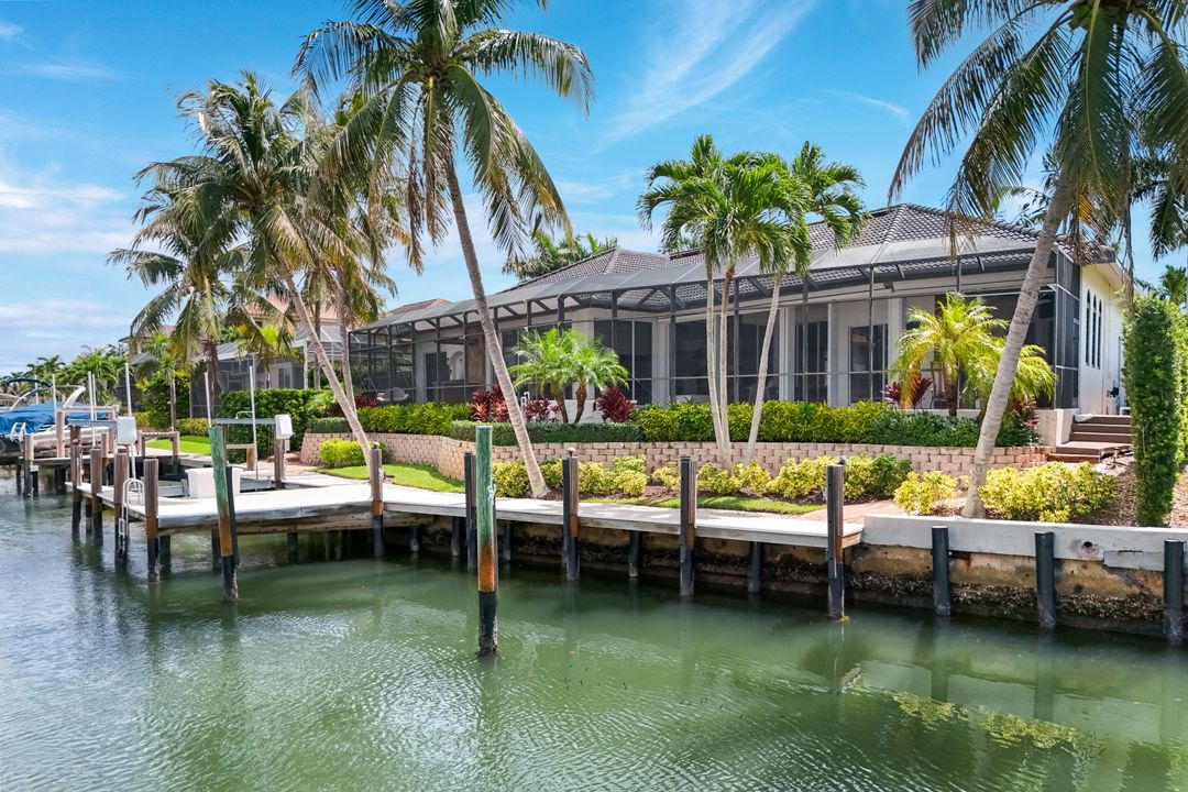 466 Clifton Ct, Marco Island, FL 34145