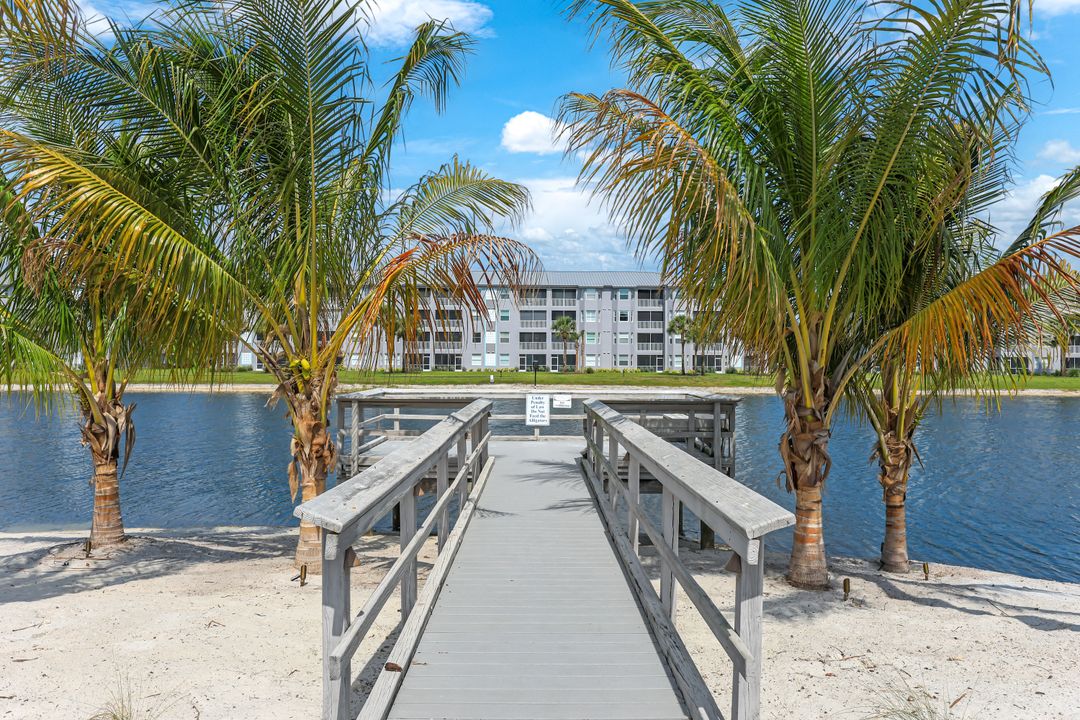 16635 Lake Cir Dr #614, Fort Myers, FL 33908