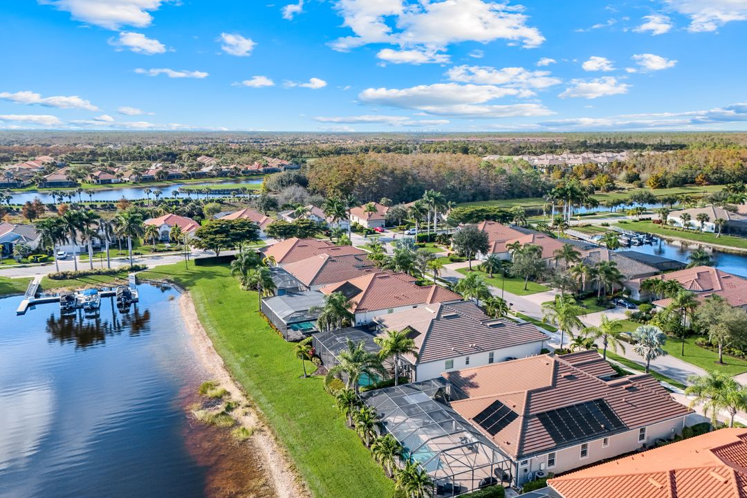 9356 Slate Ct, Naples, FL 34120