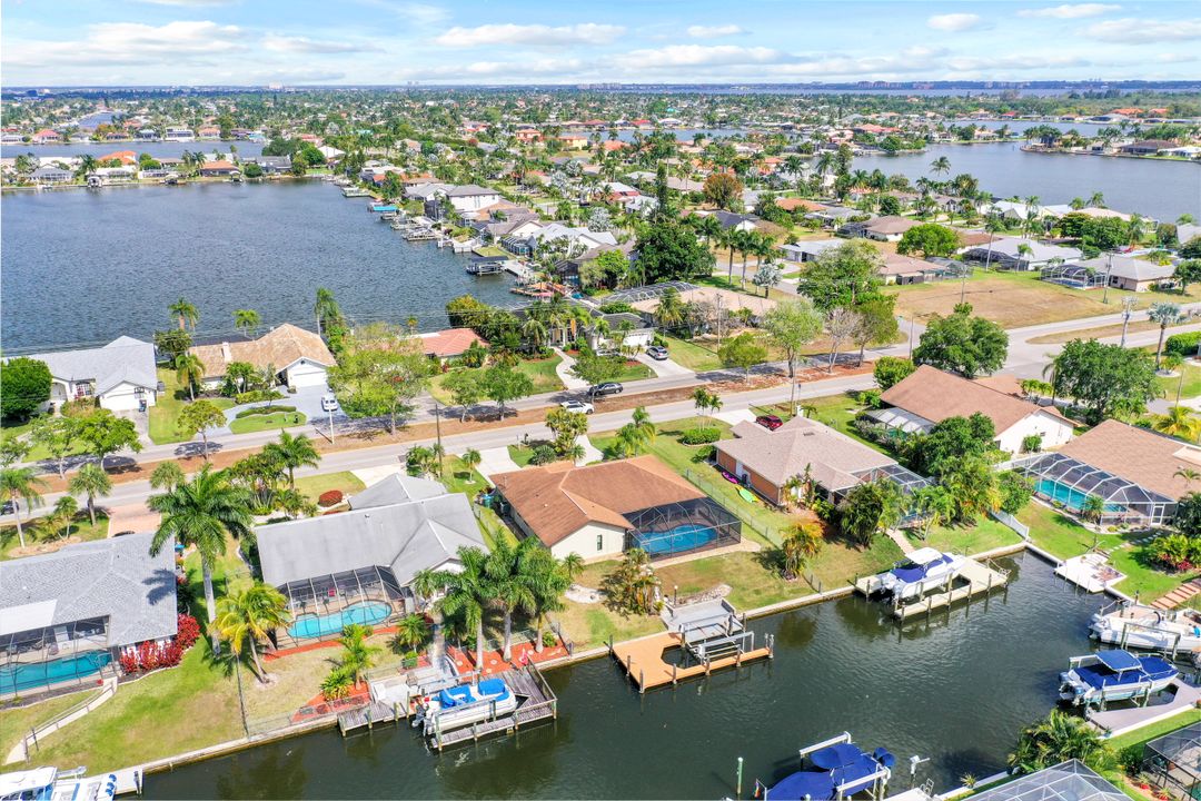 5032 Skyline Blvd, Cape Coral, FL 33914