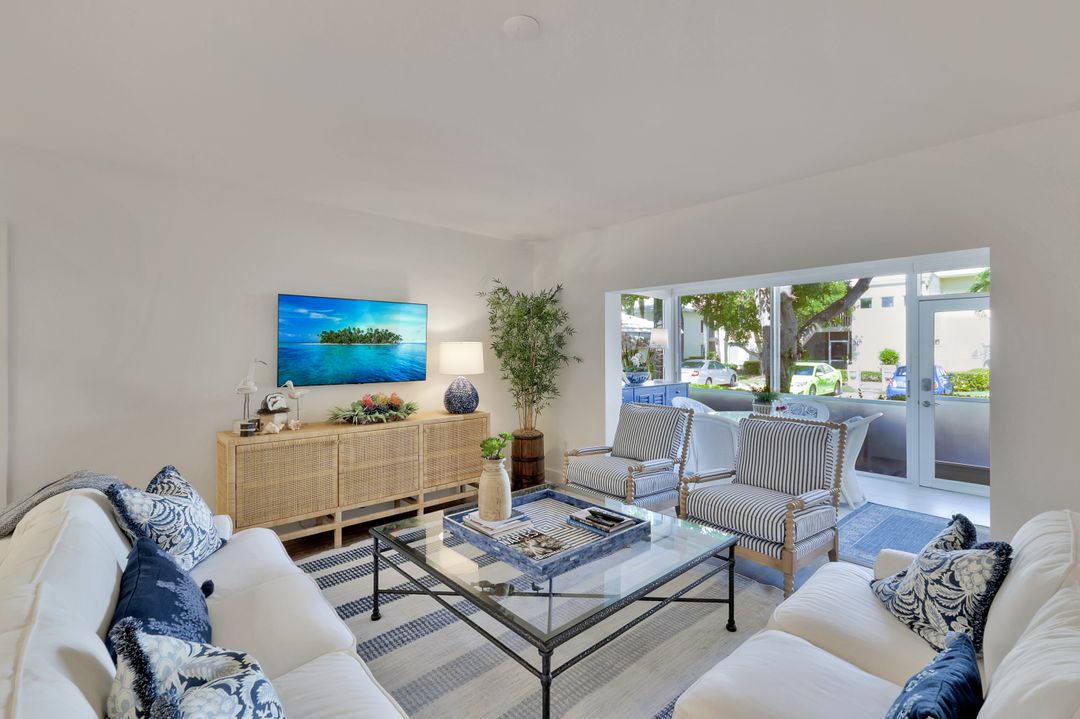 5801 Glencove Dr #502, Naples, FL 34108