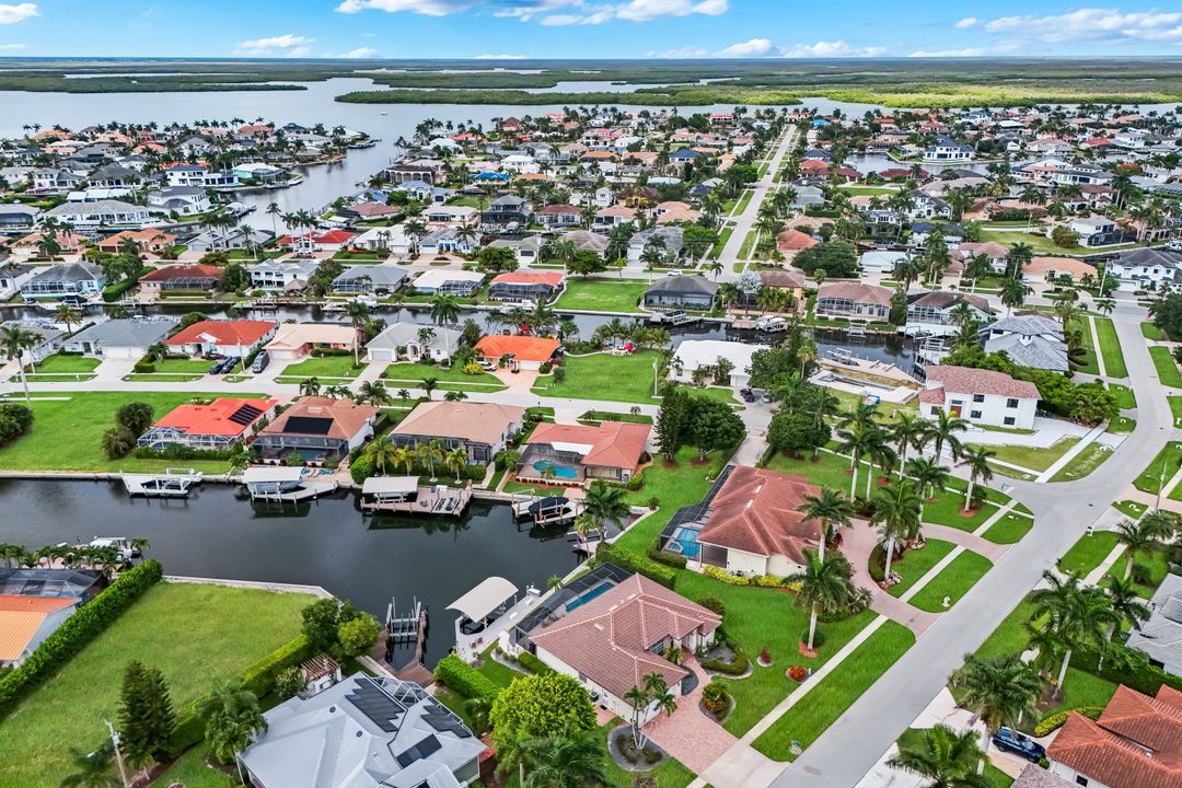 1771 Hummingbird Ct, Marco Island, FL 34145