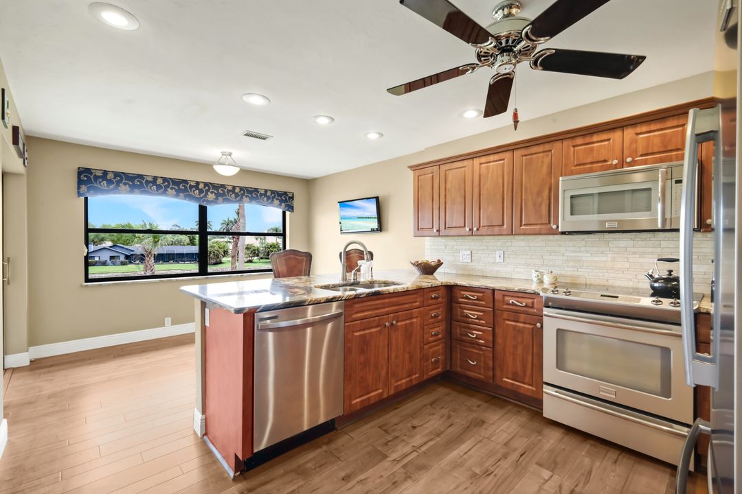 16201 Fairway Woods Dr #805, Fort Myers, FL 33908