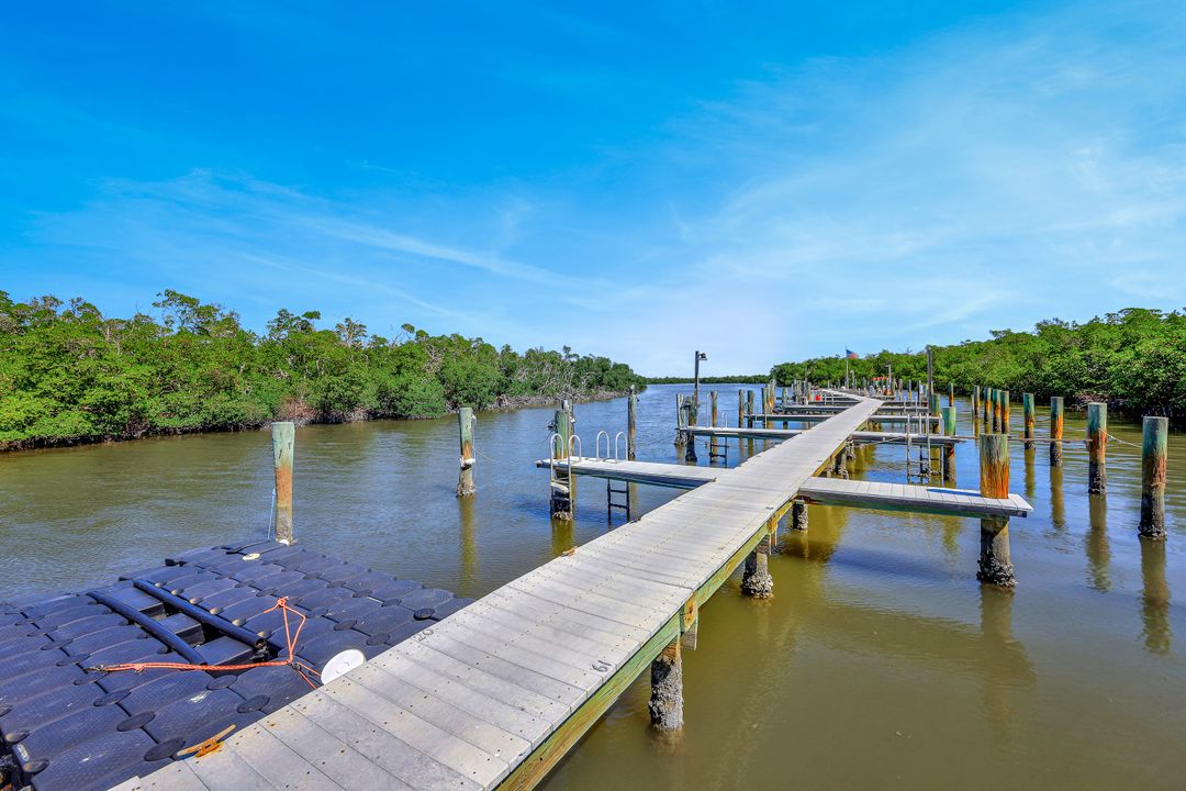 301 Stevens Landing Dr #C-301, Marco Island, FL 34145