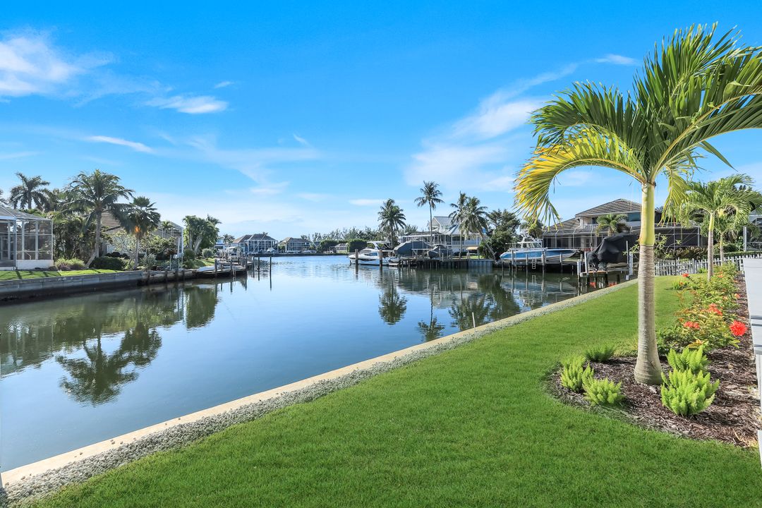 713 Nautilus Ct, Marco Island, FL 34145