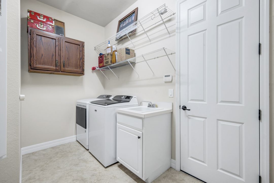 11050 Longwing Dr, Fort Myers, FL 33912