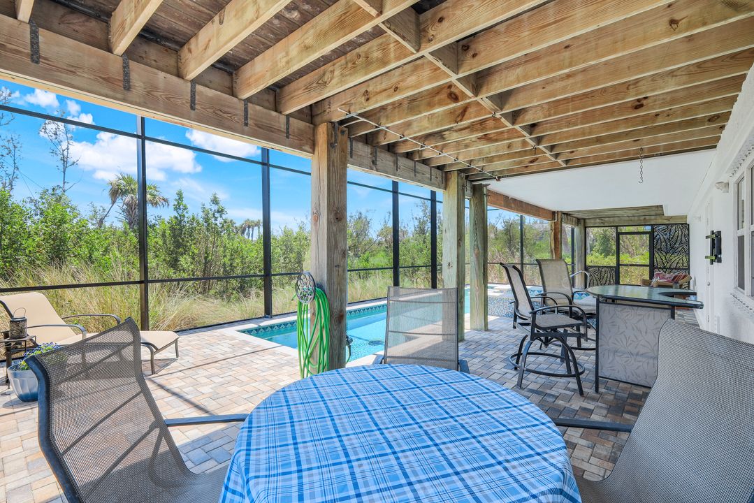 654 Sea Oats Dr, Sanibel, FL 33957