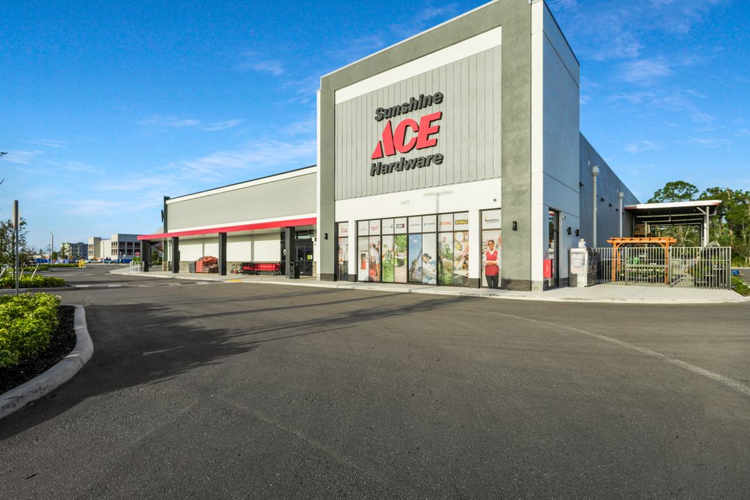 13855 Winchester Trl #200, Naples, FL 34120