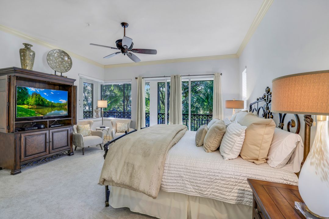 2626 Bolero Dr, Naples, FL 34109