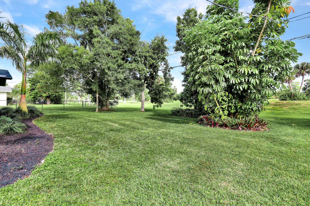 4173 29th Pl SW, Naples, FL 34116