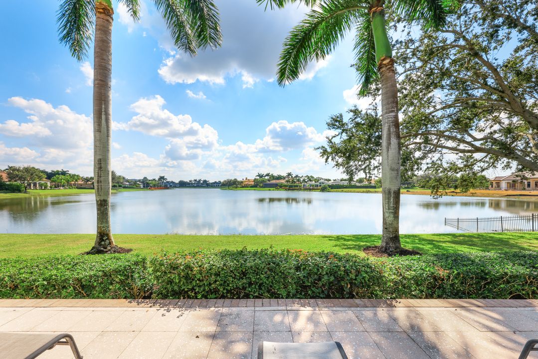 28790 Blaisdell Dr, Naples, FL 34119