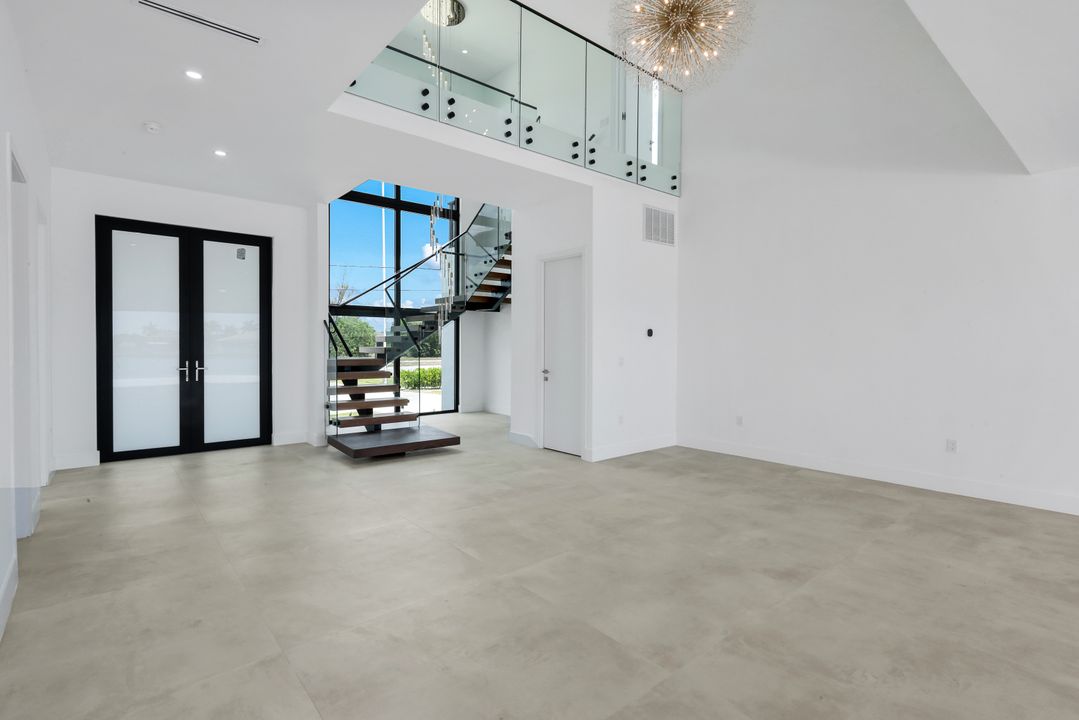 432 Burnt Store Rd S, Cape Coral, FL 33991