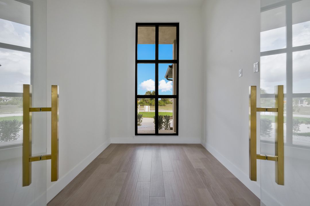 3815 NW 22nd Terrace, Cape Coral, FL 33993