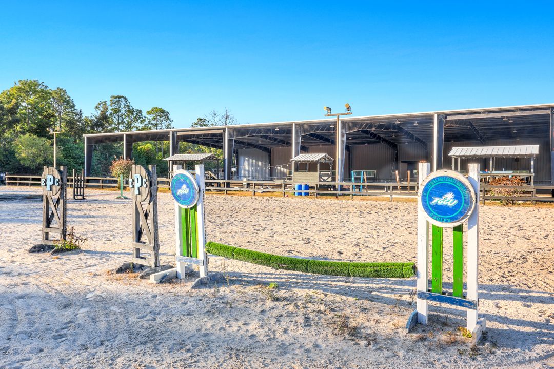 13731 E Terry St, Bonita Springs, FL 34135