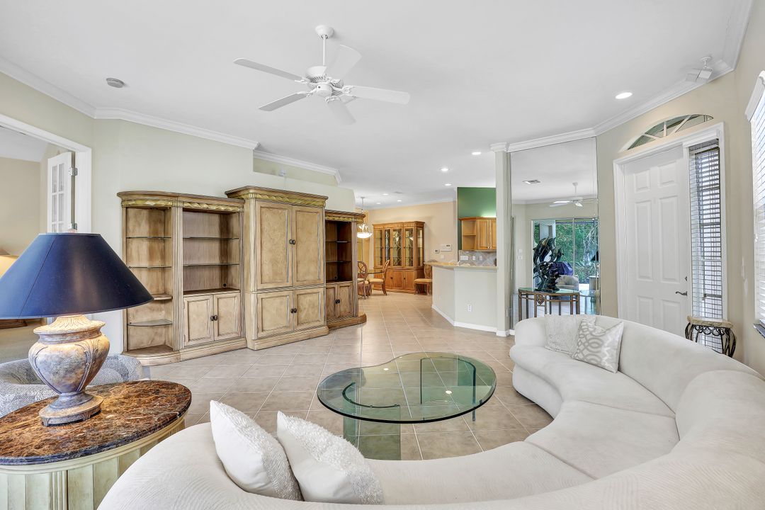 12715 Fox Ridge Dr, Bonita Springs, FL 34135