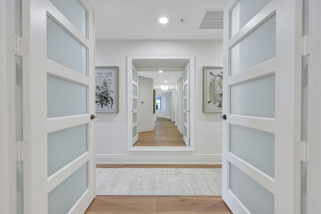 4501 Gulf Shore Blvd N #403, Naples, FL 34103