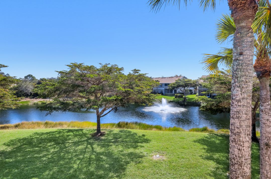 6360 Lexington Ct  #201, Naples, FL 34110