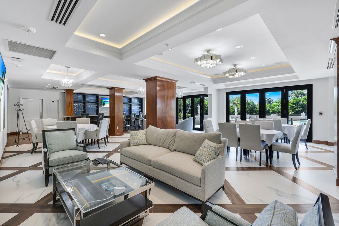 6075 Pelican Bay Blvd # 104, Naples, FL 34108