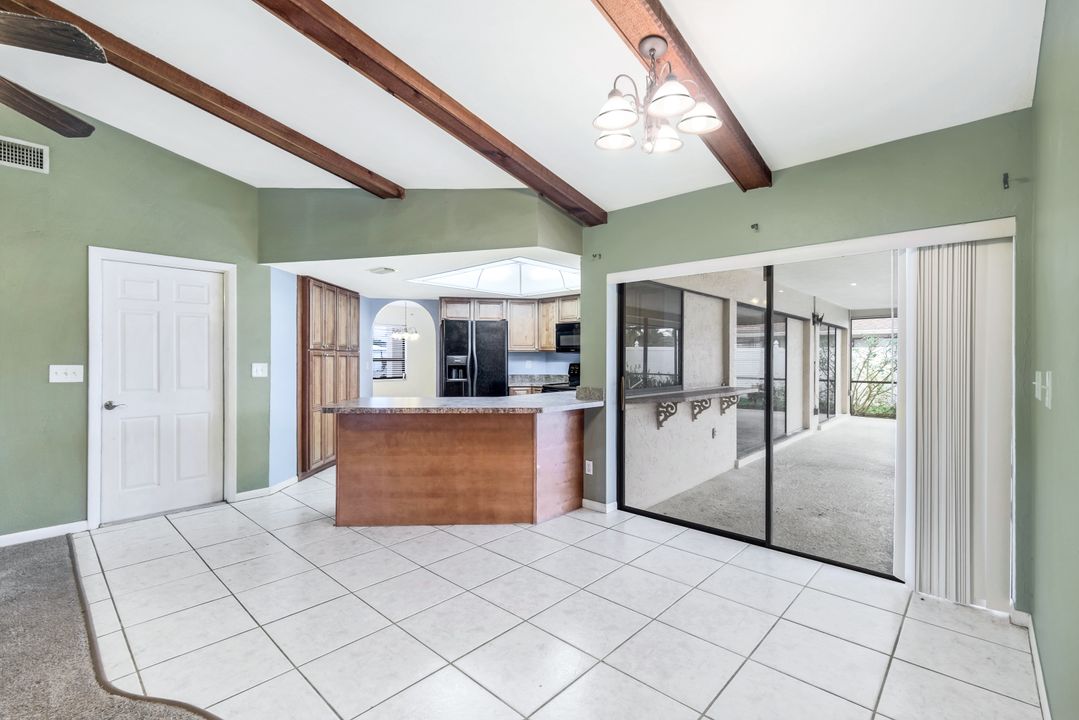 1925 SE 9th Terrace, Cape Coral, FL 33990