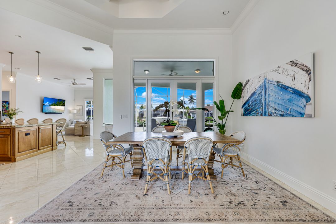 1148 Lamplighter Ct, Marco Island, FL 34145
