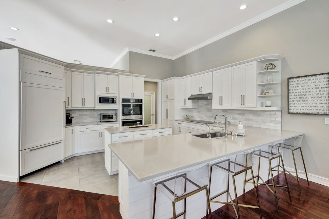 8019 San Simeon, Naples, FL 34109