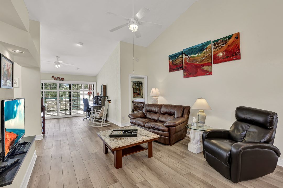 2294 Anchorage Ln #C, Naples, FL 34104