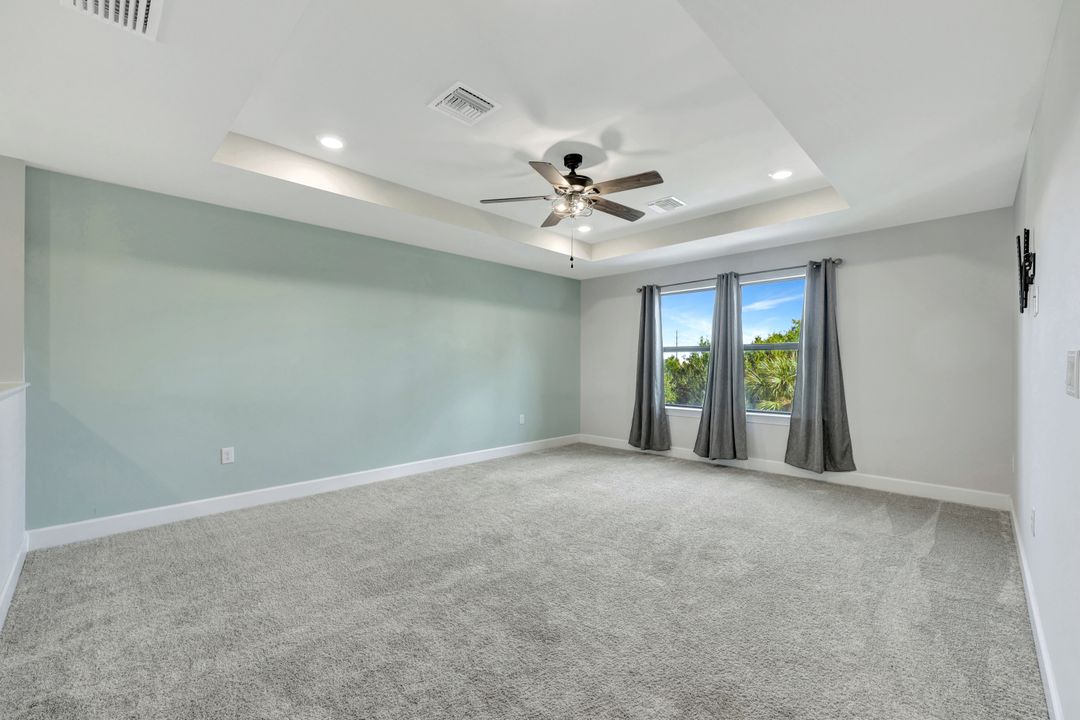 9034 Bexley Dr, Fort Myers, FL 33967