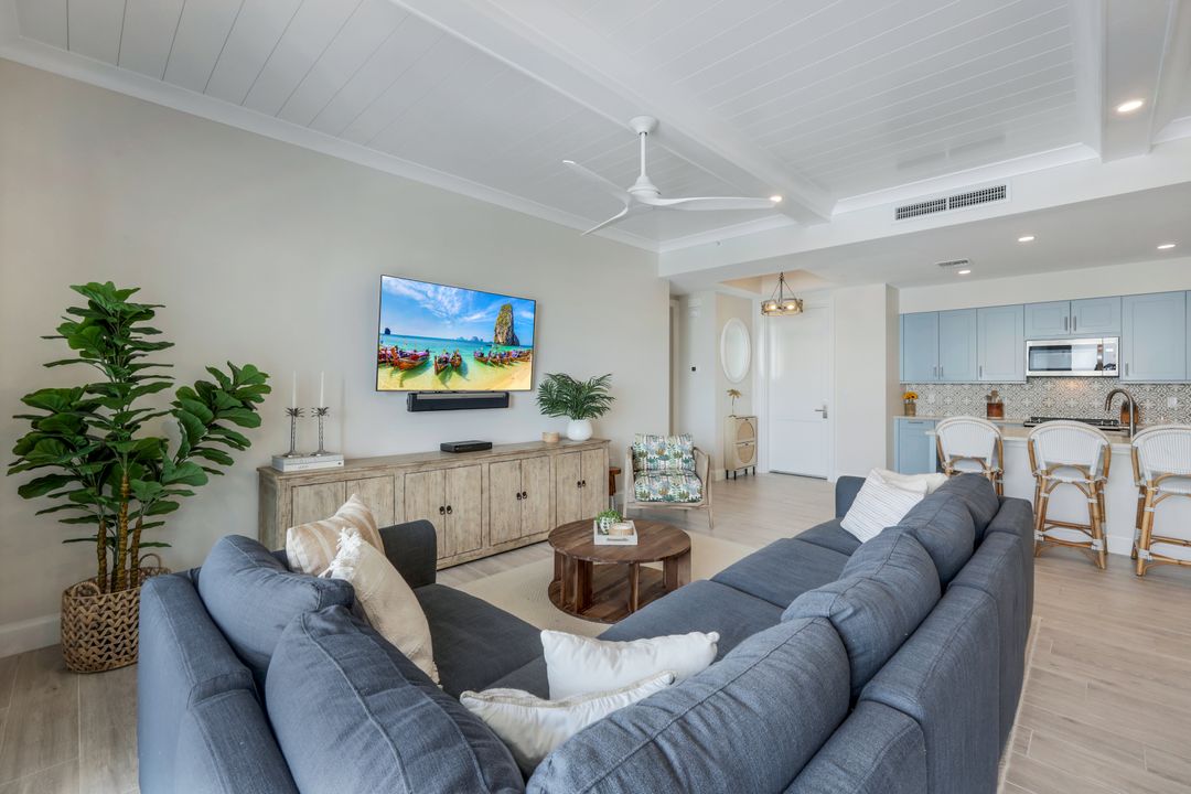 1111 Central Ave #514, Naples, FL 34102