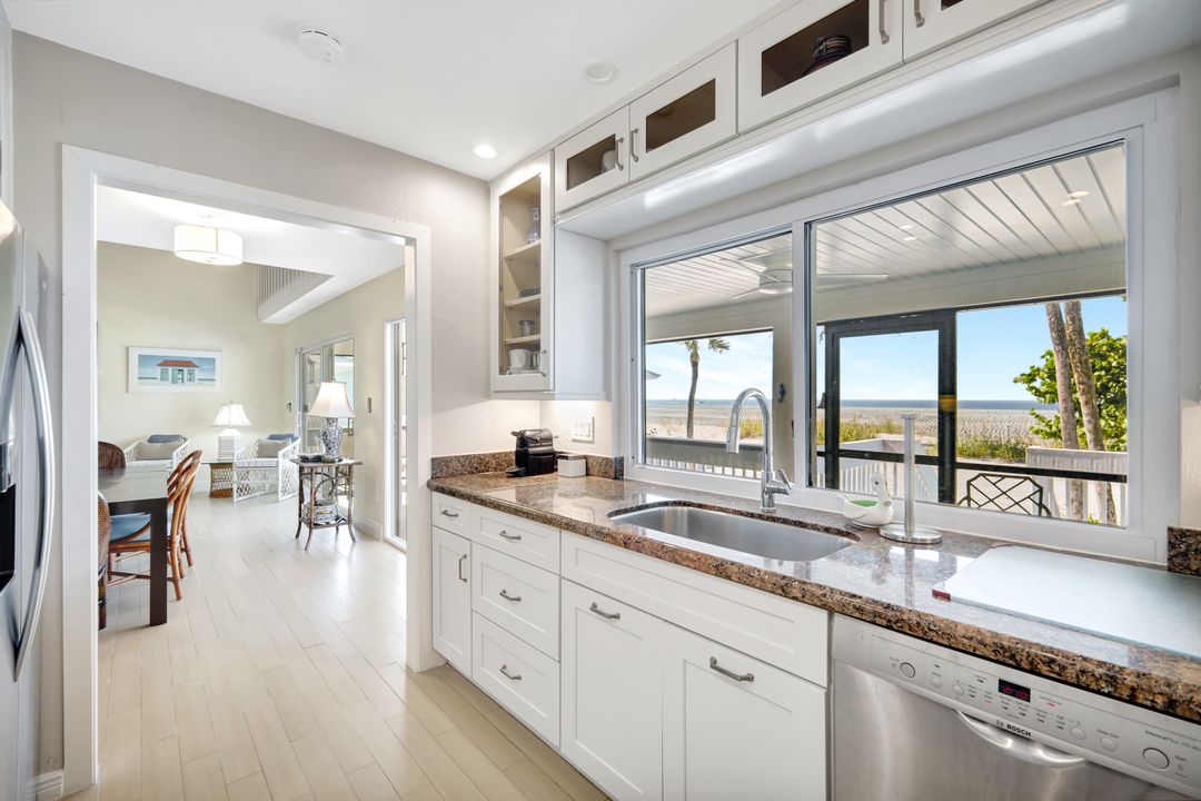 10 Beach Homes #10, Captiva, FL 33924