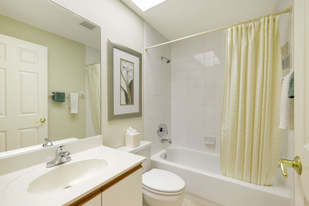 823 Tanbark Dr #103, Naples, FL 34108