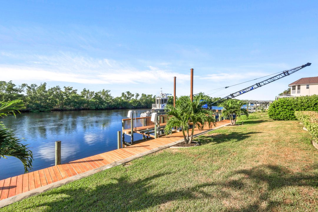 2624 El Dorado Parkway, Cape Coral, FL 33993