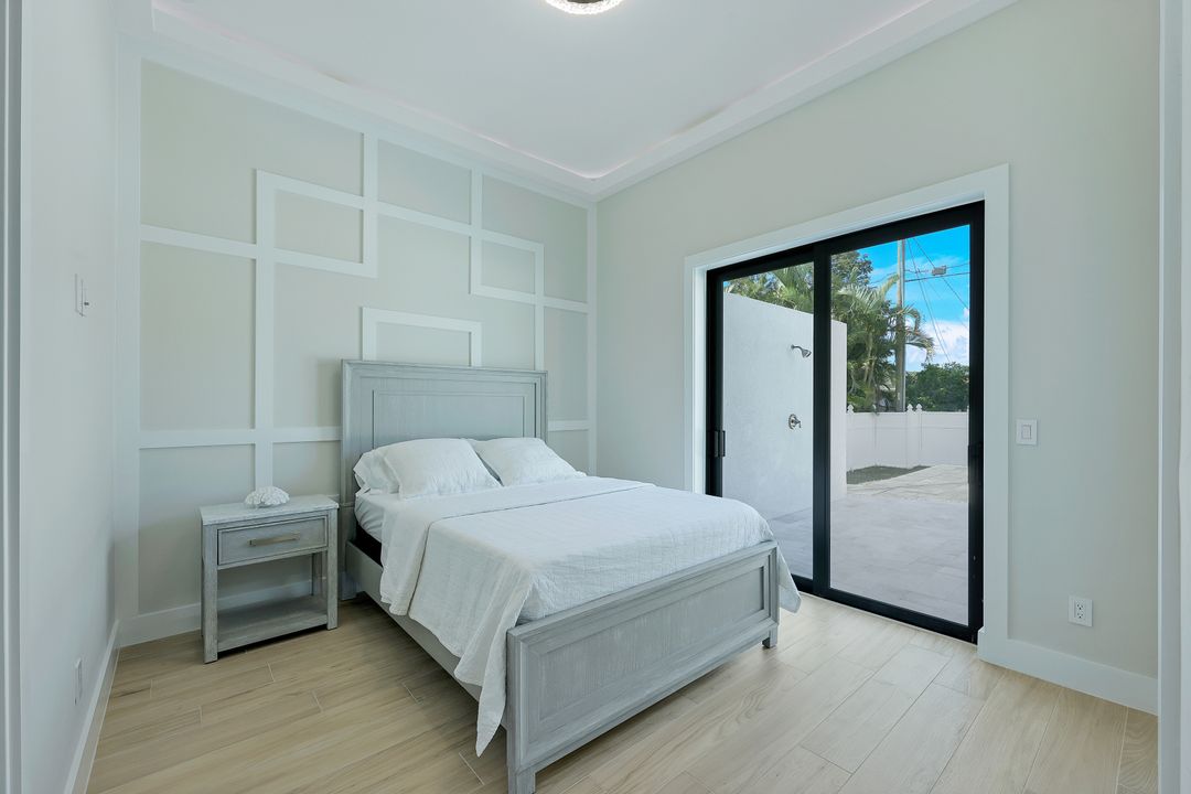 5240 SW 19th Pl, Cape Coral, FL 33914