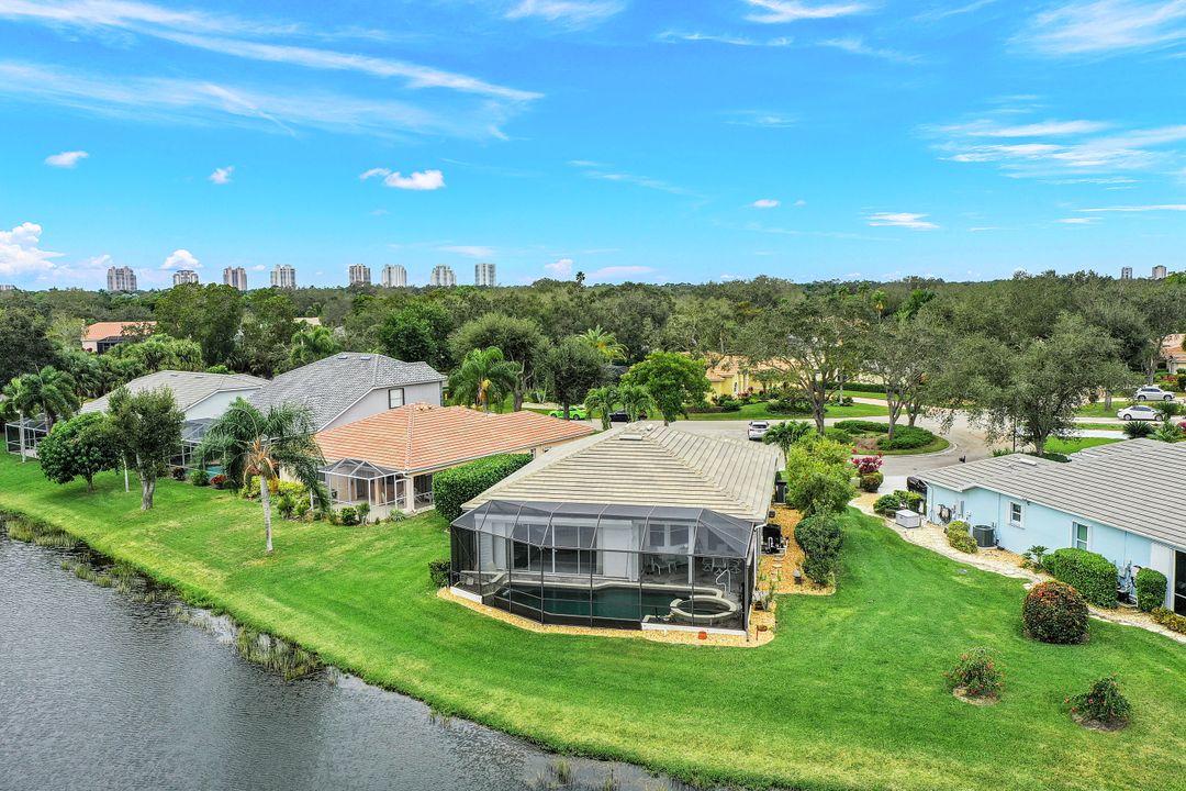 8941 Springwood Ct, Bonita Springs, FL 34135