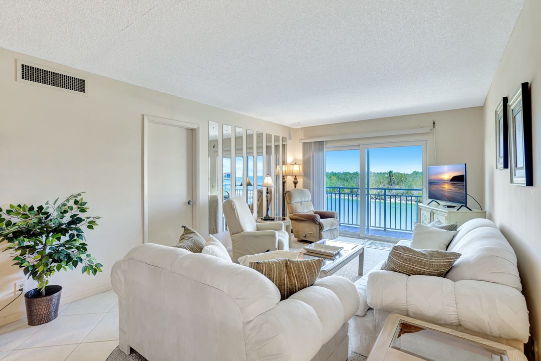1206 Edington Pl #D-304, Marco Island, FL 34145