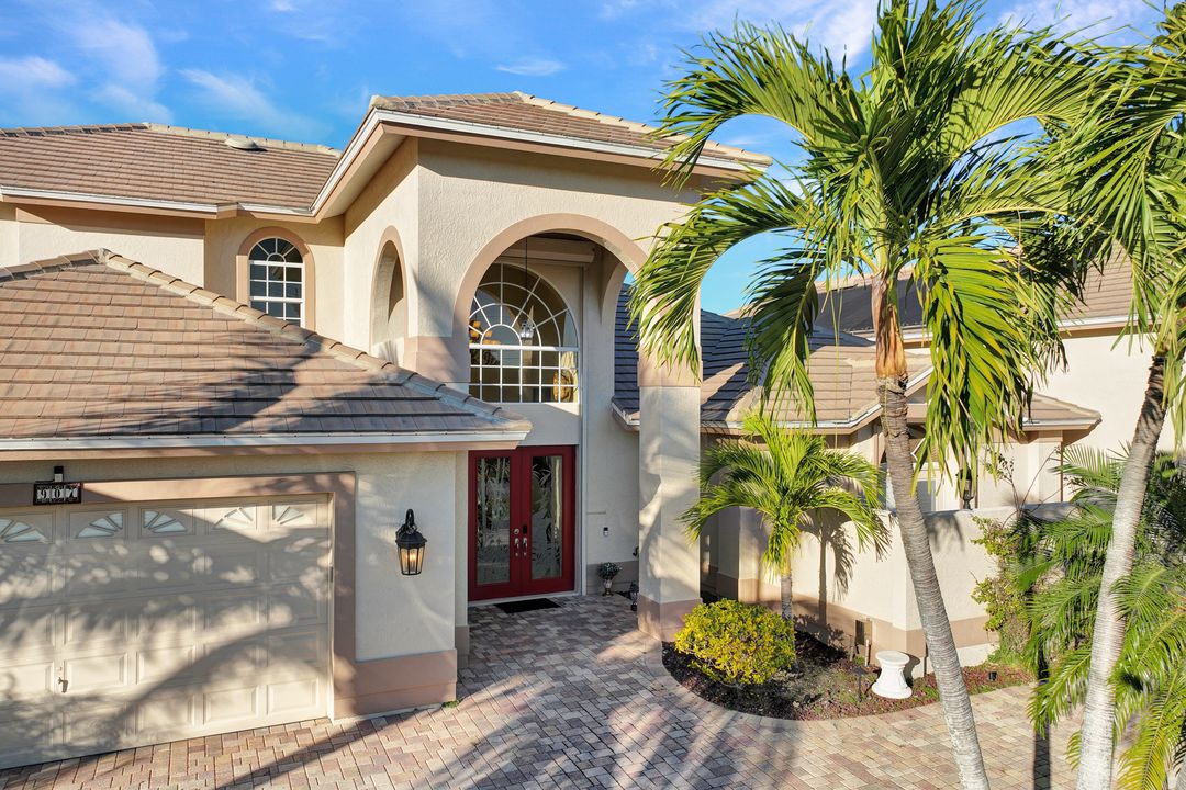 907 SW 51st Terrace, Cape Coral, FL 33914