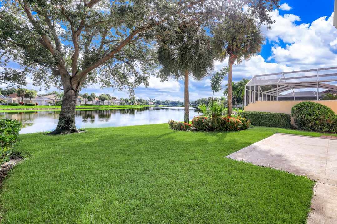 3821 Whidbey Way, Naples, FL 34119