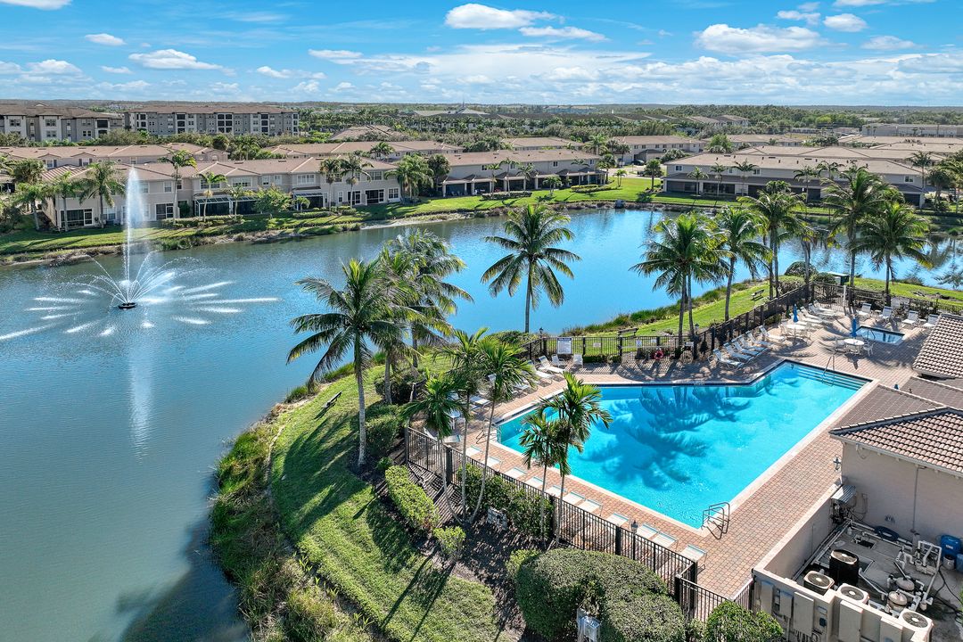 3827 Clearbrook Ln, Fort Myers, FL 33966