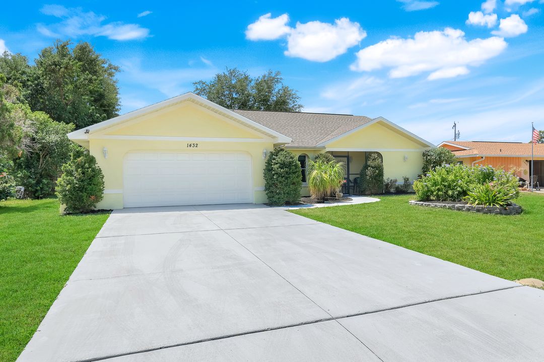 1432 SE 33rd St, Cape Coral, FL 33904