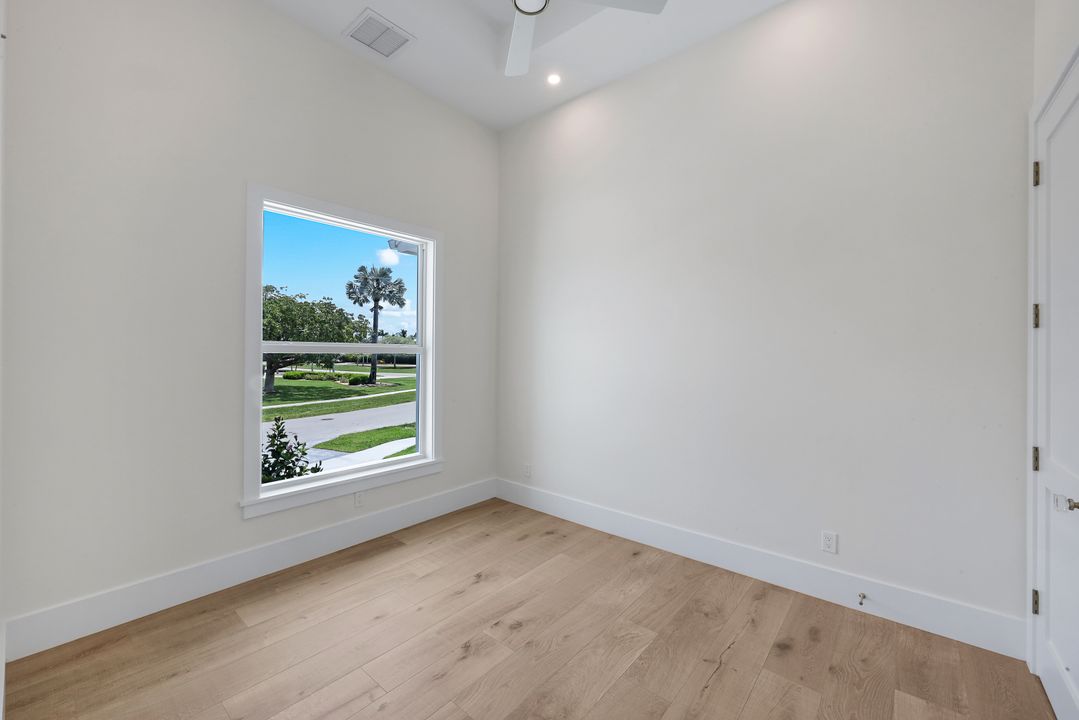 488 Capri Ct, Marco Island, FL 34145