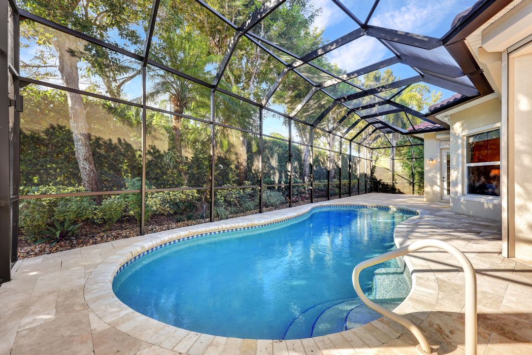 10205 Avonleigh Dr, Bonita Springs, FL 34135