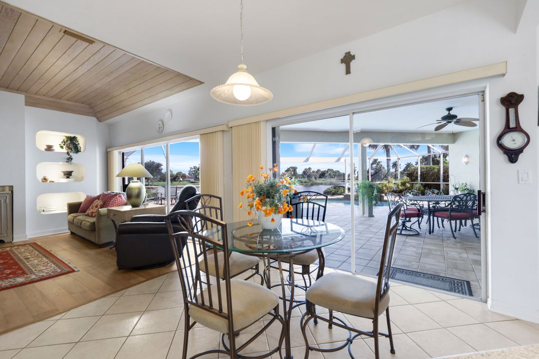 16111 Forest Oaks Dr, Fort Myers, FL 33908