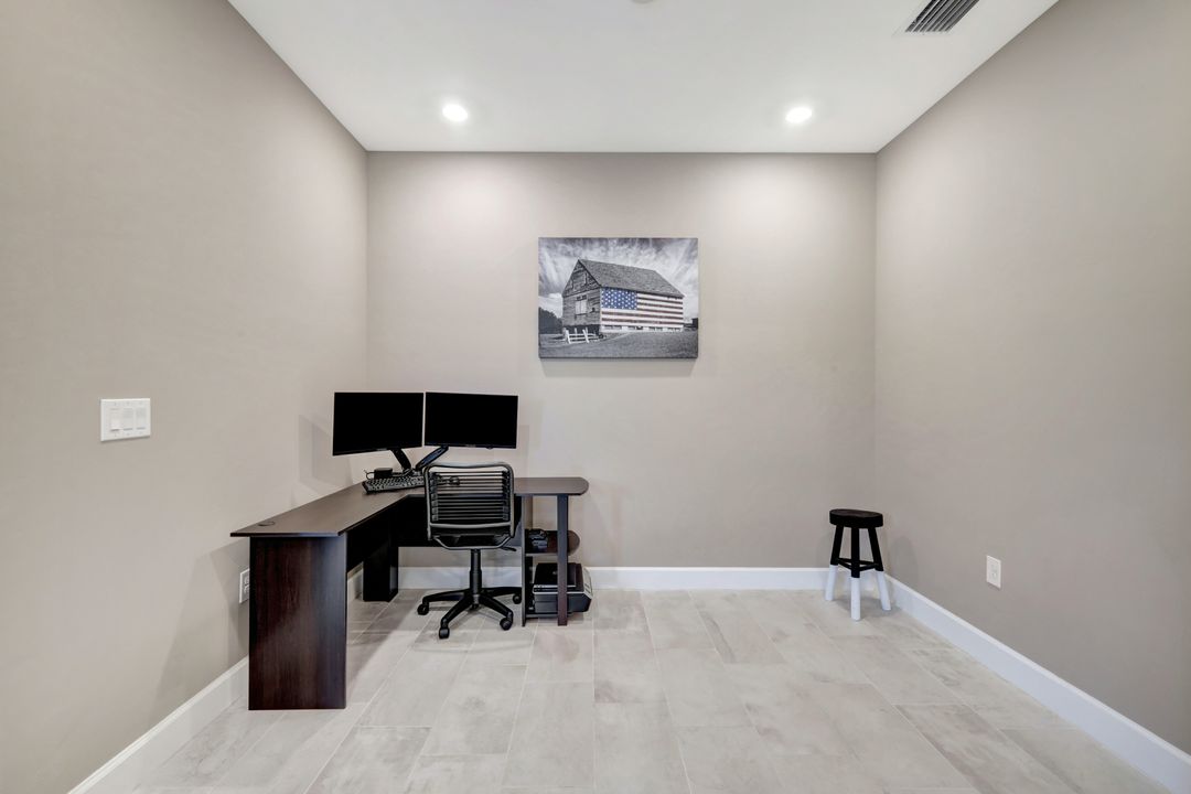 9011 Bramley Terrace, Fort Myers, FL 33967