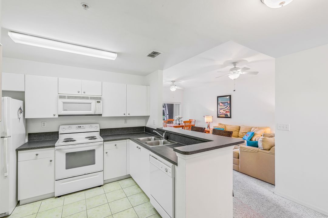 15430 Bellamar Cir #3012, Fort Myers, FL 33908