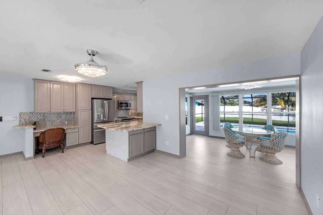 1621 SE 29th Terrace, Cape Coral, FL 33904