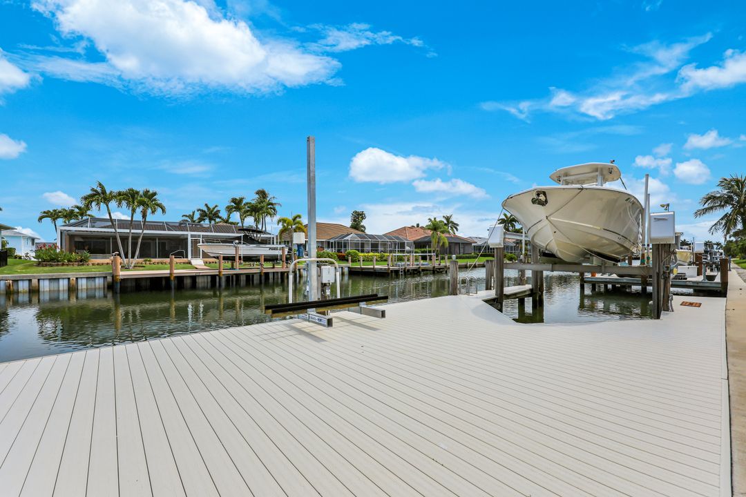 1148 Lamplighter Ct, Marco Island, FL 34145