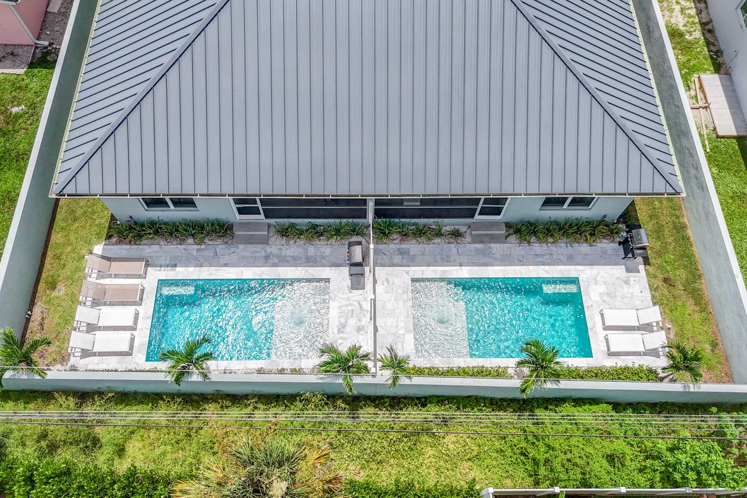 605 107th Ave N, Naples, FL 34108