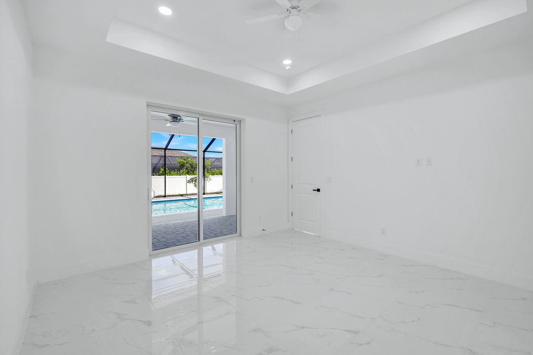 3923 NW 38th St, Cape Coral, FL 33993