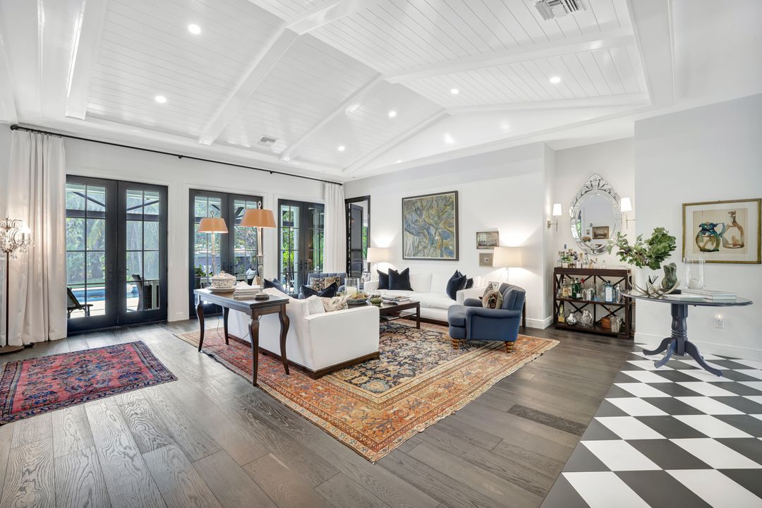 10810 Goodwin St, Bonita Springs, FL 34135